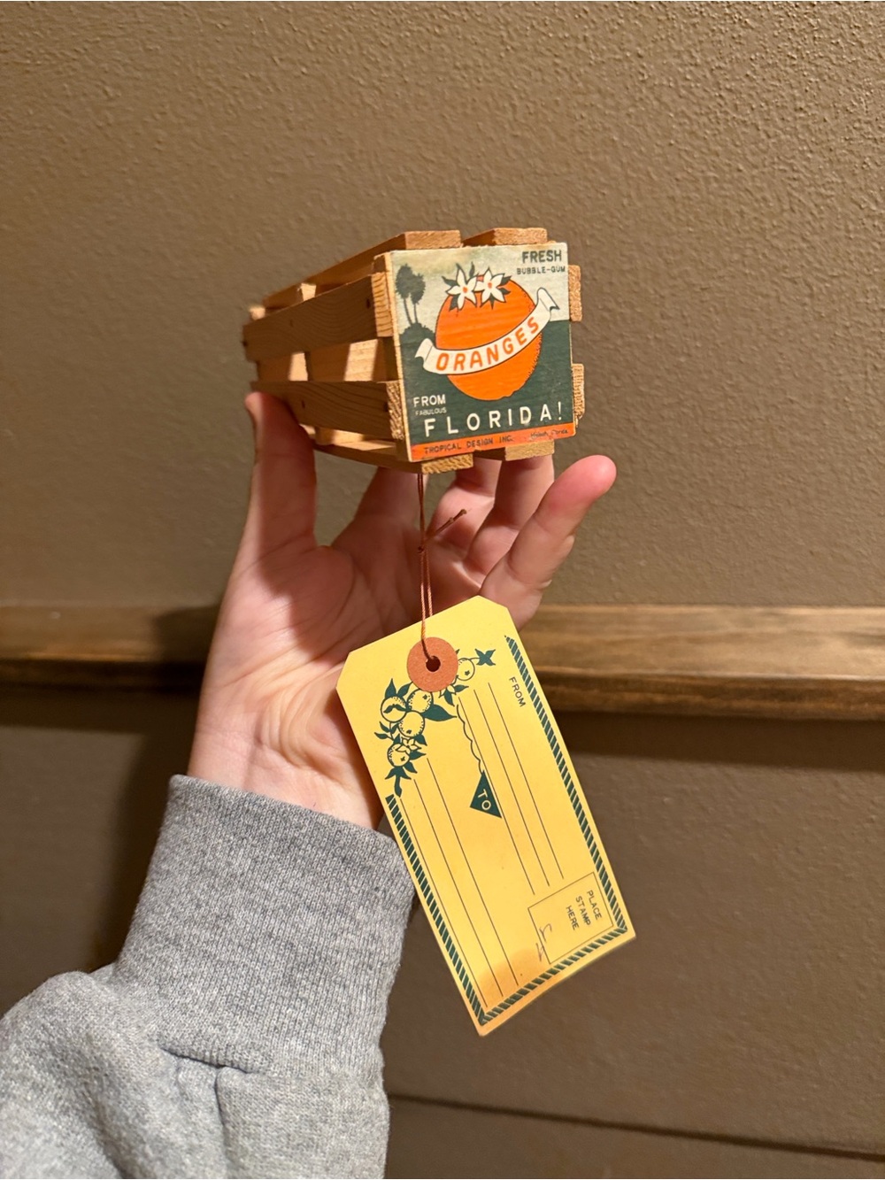 Vintage 1950s Florida Souvenir Candy Oranges Wooden Crate Miami Mailing Tag